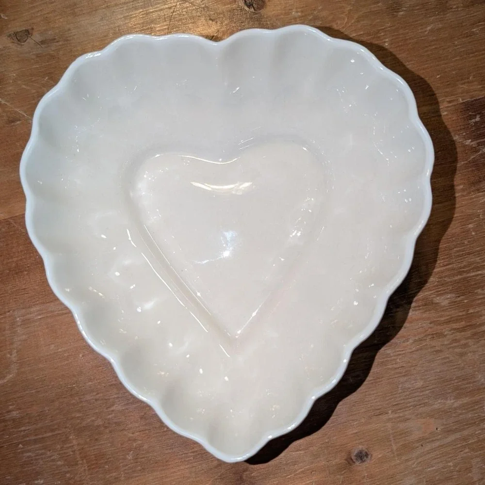 Belleek Ireland white heart shaped dish with scalloped edges. Approx 5.5X5.25